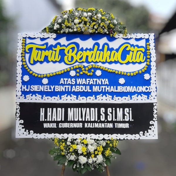 Karangan Bunga Duka  di Masohi